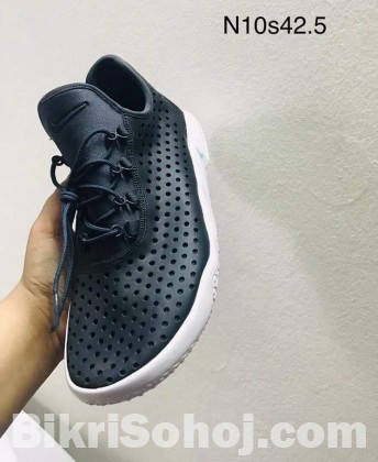 Exclusive Brande new Sneaker shoe for men